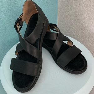 Black strapy sandals